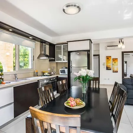 Villa In Sleeps 6 Includes Swimming Pool Air Con And Wifi 6